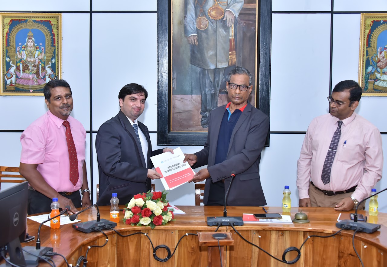 Read more about the article MoU Signed with Center for Media and Information Literacy (CMIL)