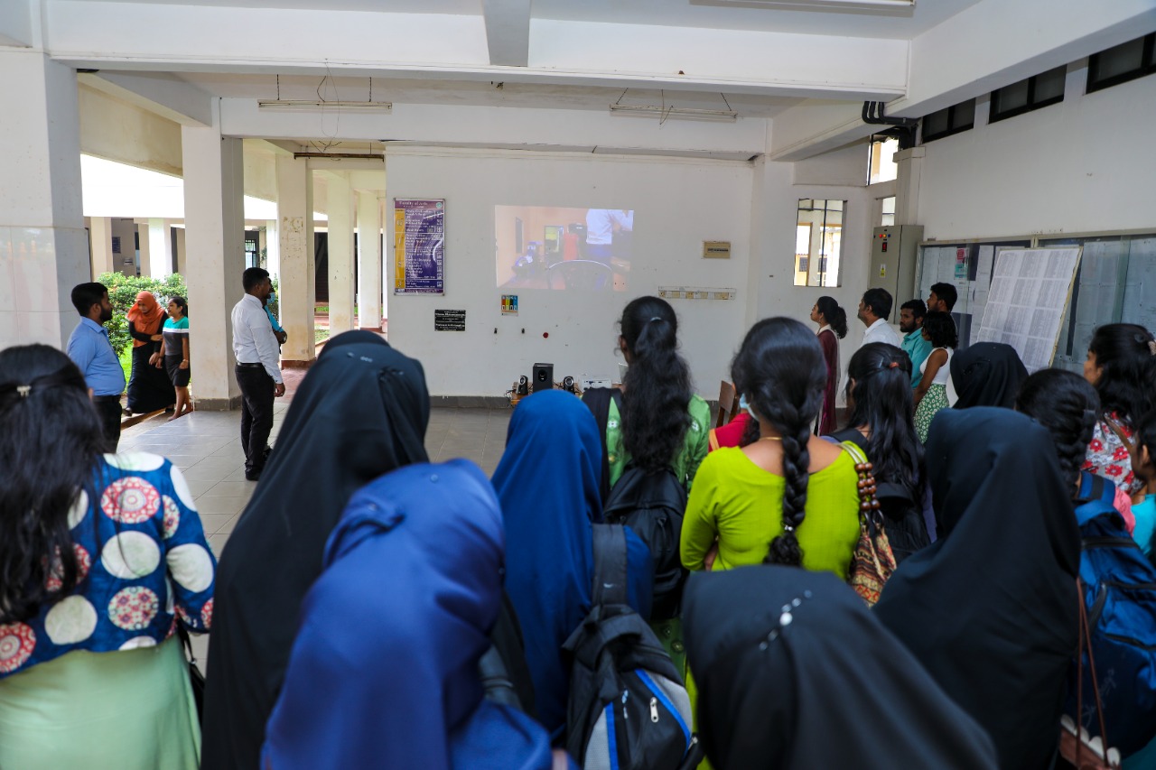 Read more about the article Exhibition of Media Products at the Faculty of Arts