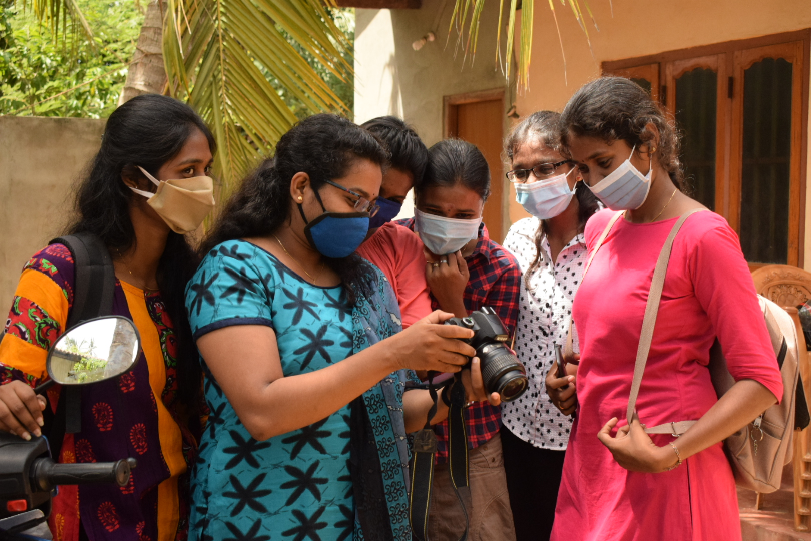 Read more about the article Photo Journalism Practical Sessions in Students’ Own Districts