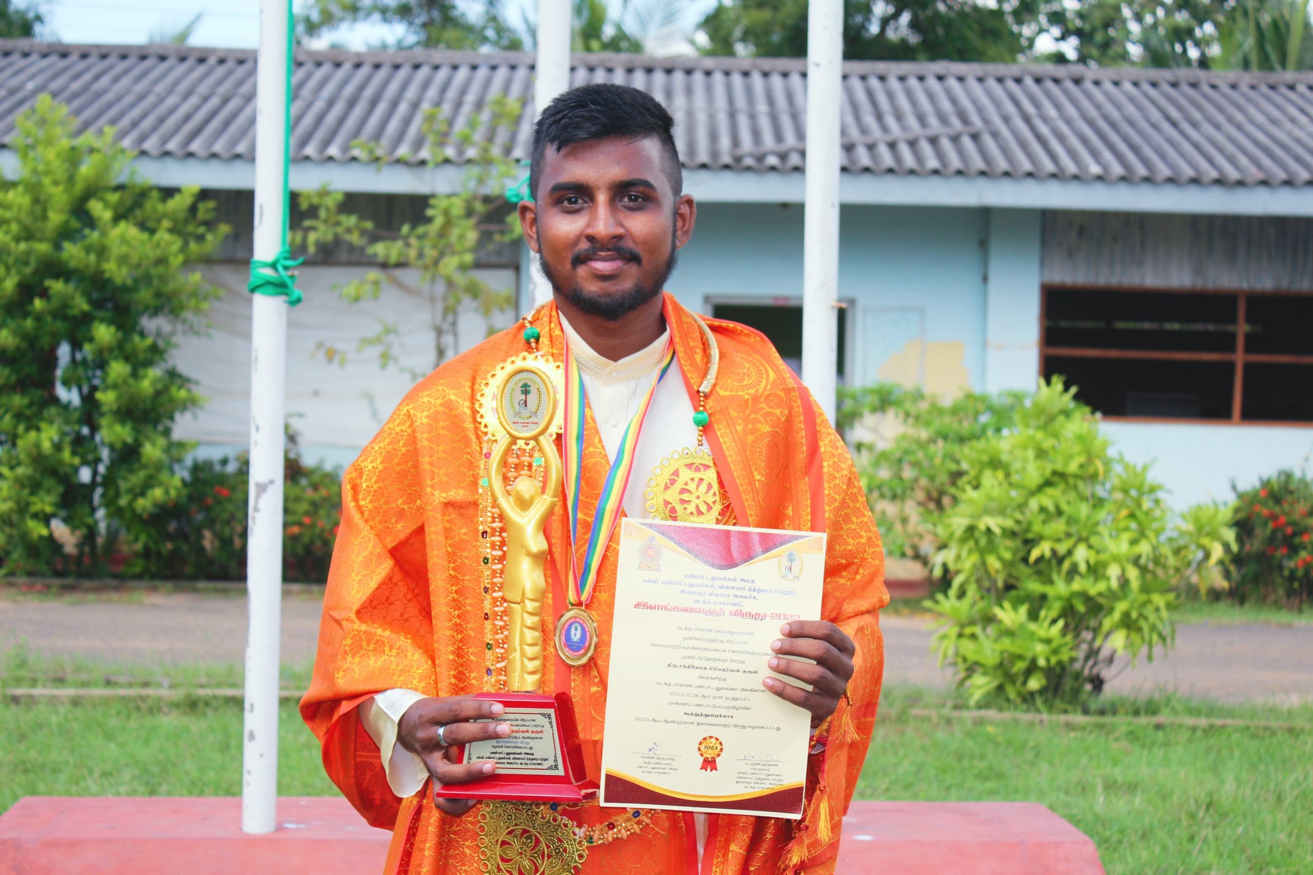 Read more about the article Media Studies Student Mr.S.Piryatharshan Croos Awarded Young Artist Award-2023