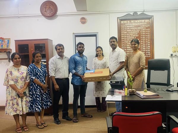 Read more about the article Student of Media Studies Awarded Scholarship in the Remembrance of Senior Journalist Aiyathurai Nadesan